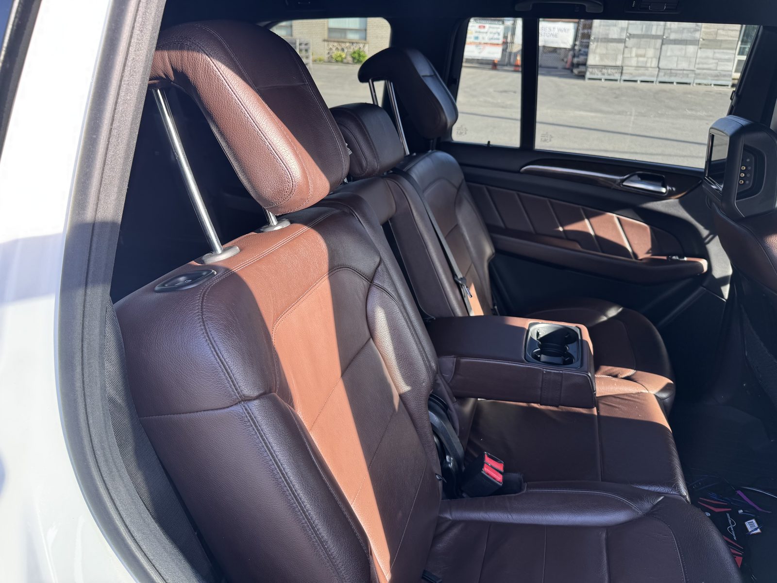 Front seats and panoramic sunroof