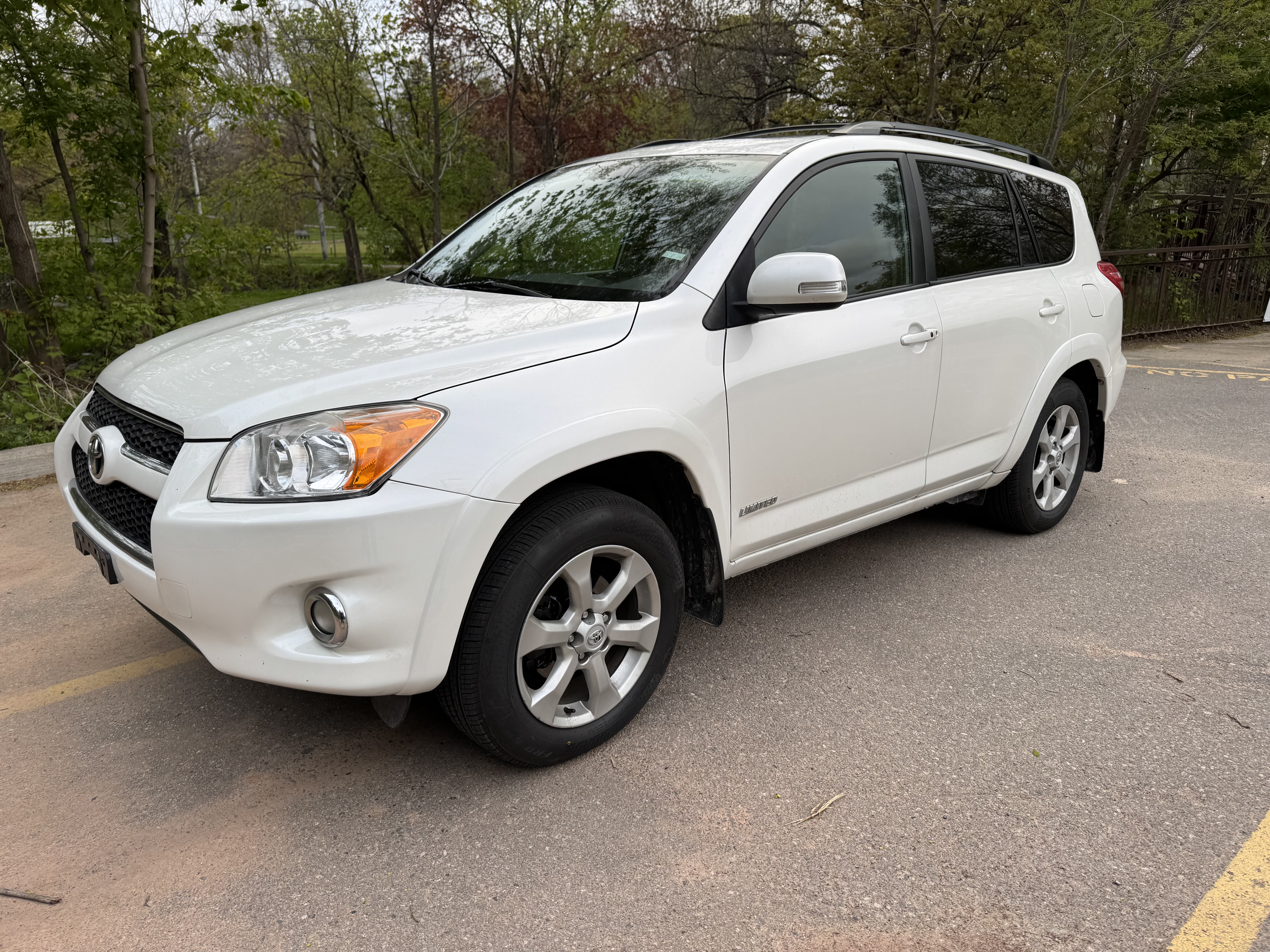 2012 Toyota RAV4 Limited AWD — 3/4 front view